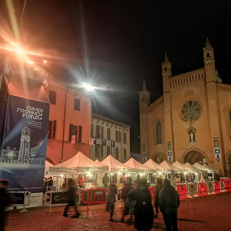 Alba * Alba (Piedmont)